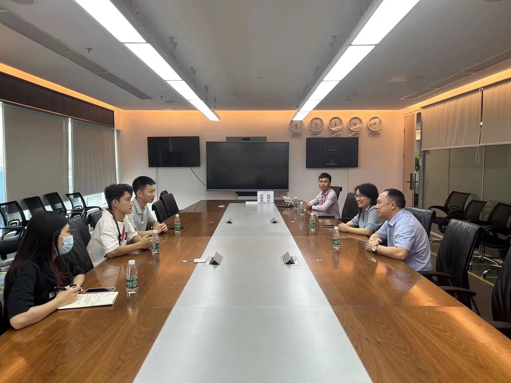 1690186863887984.jpg 1690186863887984.jpg